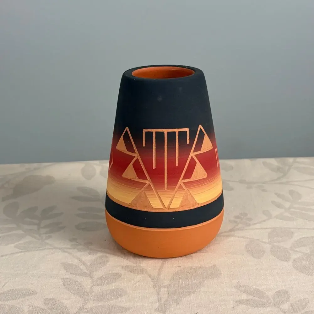 Jeanne High Elk Sioux Pottery Vase Signed Lakota Native American Art 6
